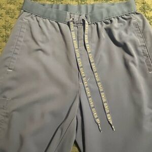 Rothwear by Med Couture men’s ceil blue scrub pants. Size medium